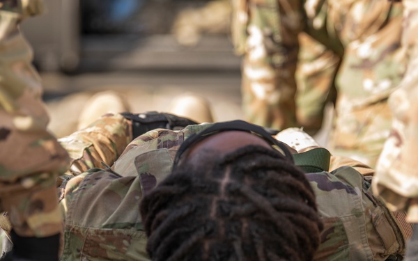 386 EMDG participate in Medevac 101 training