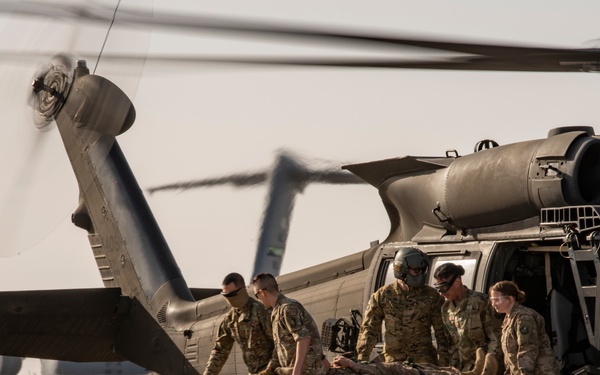 386 EMDG participate in Medevac 101 training