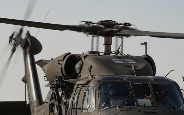 386 EMDG participate in Medevac 101 training