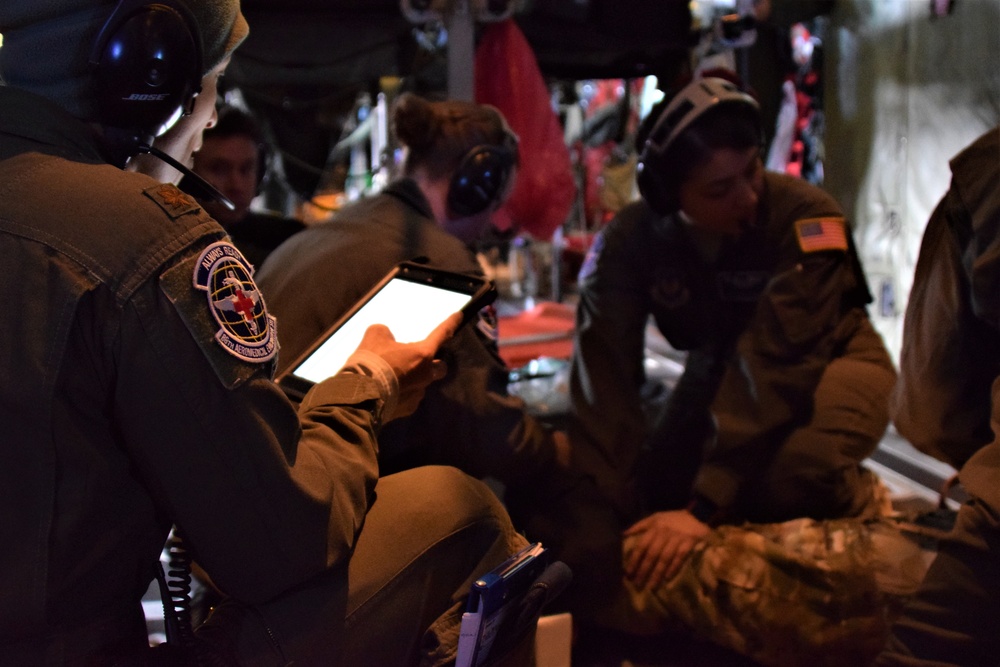 86th Aeromedical Evacuation Squadron builds proficiency on overnight readiness mission