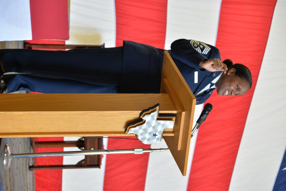 136th AW introduces new command chief, says farewell to previous