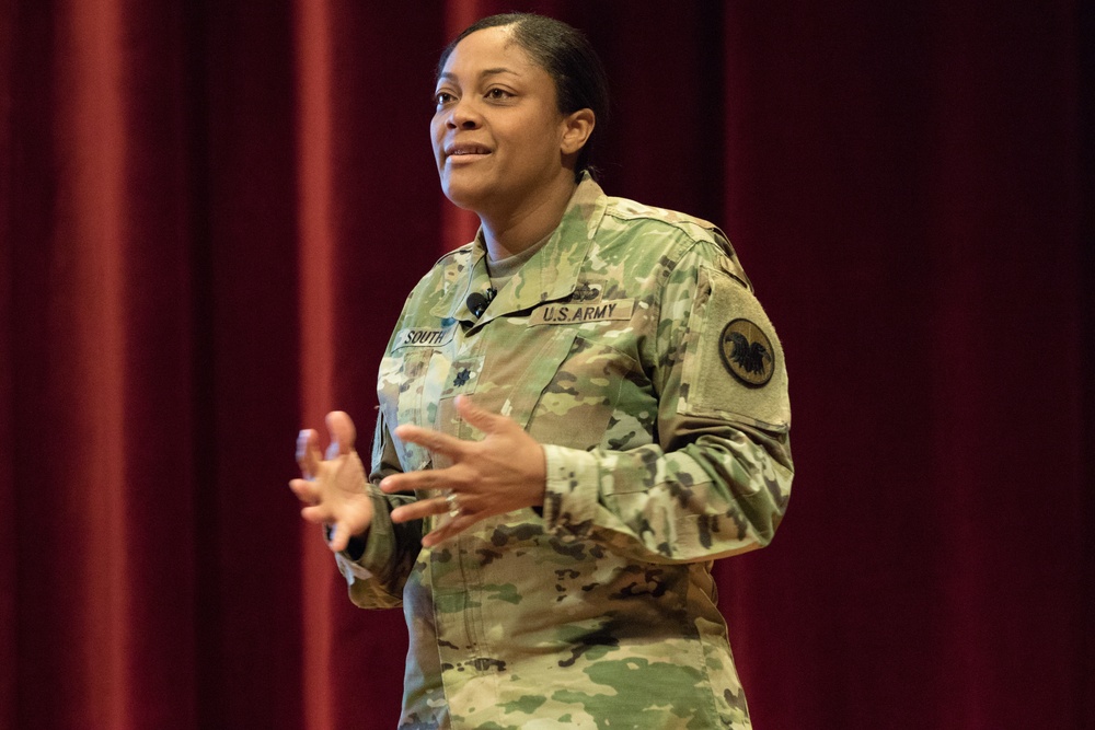 U.S. Army Reserve Legal Command Hosts South Eastern On-Site Legal Training