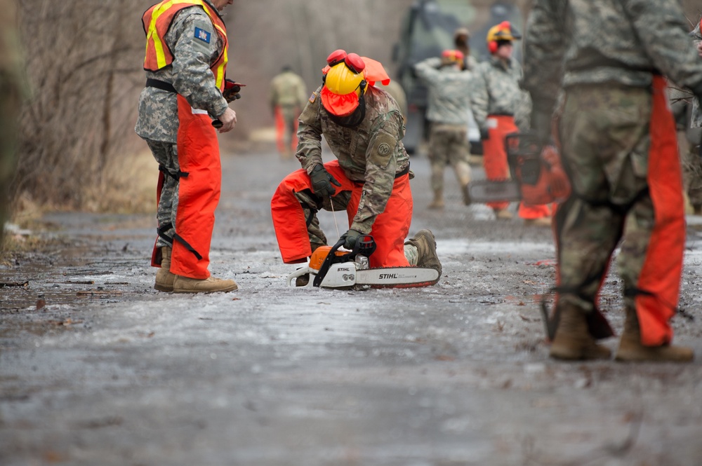 Soldiers Prepare for Disaster Response