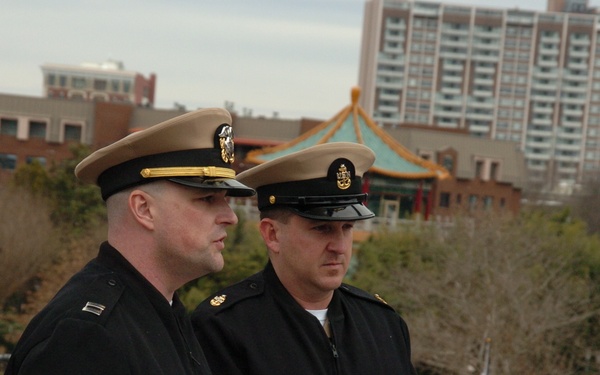 ETCS(SW/SCW) Eric Zimmerman re-enlistment