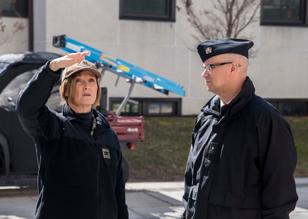 Rear Adm. Lahti Visits NSAB
