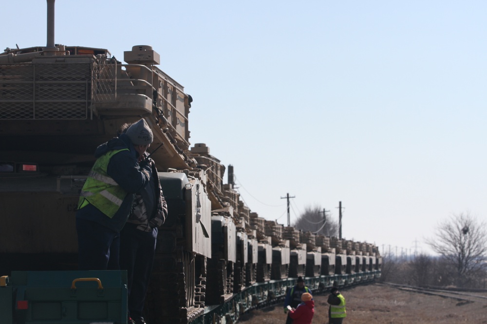 Tanks arrive in Romania