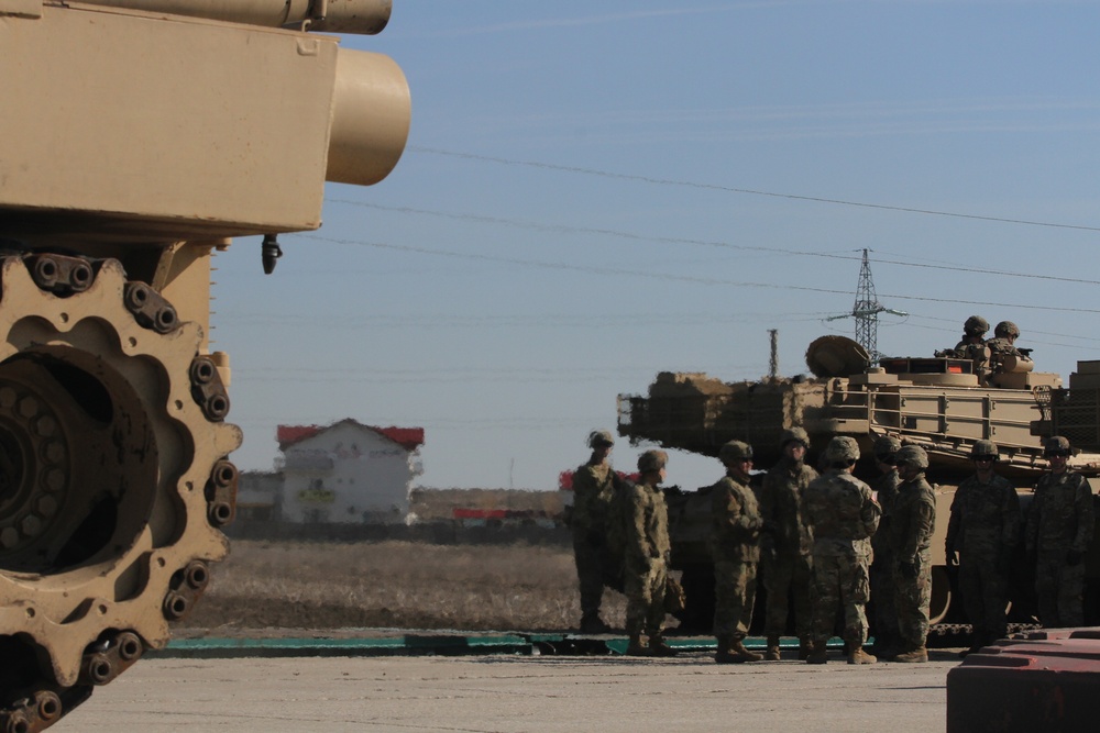 Tanks arrive in Romania