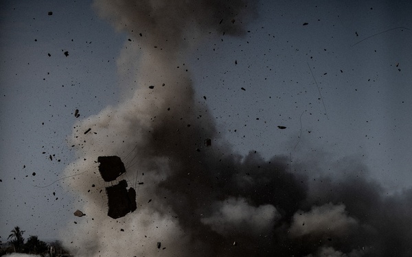 Coalition Forces provide security to Syrian Democratic Forces