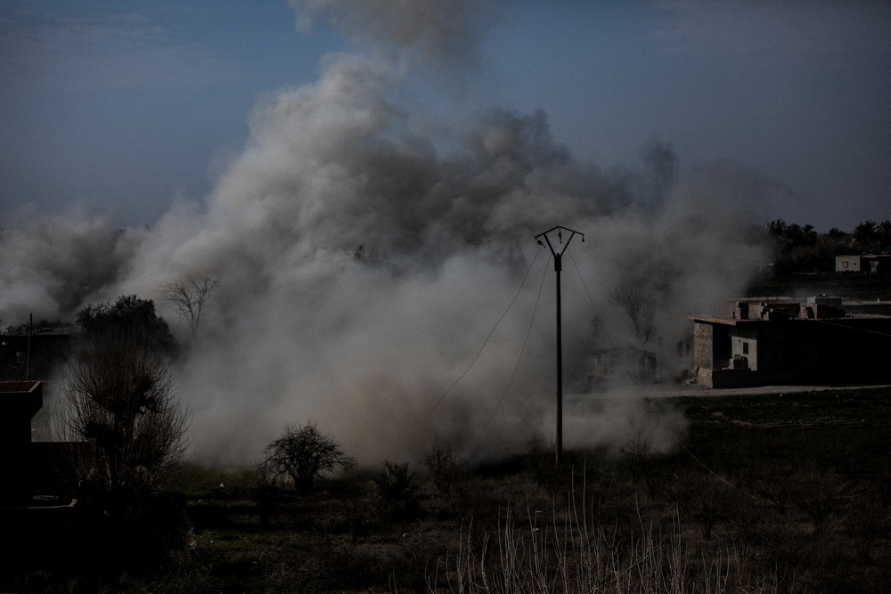 Coalition Forces provide security to Syrian Democratic Forces