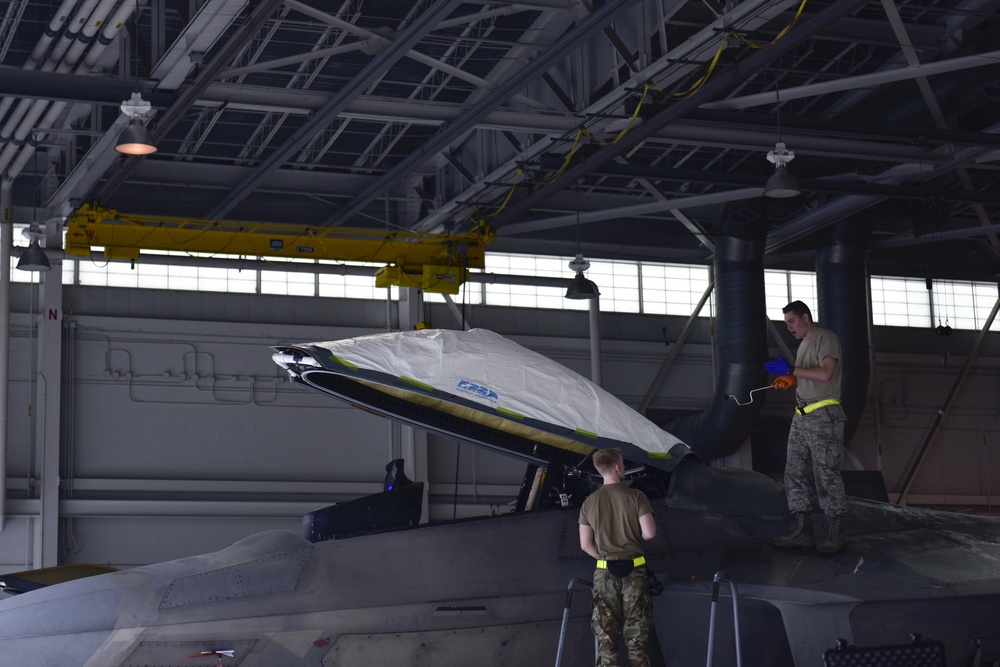 Tyndall F22s at Eglin AFB