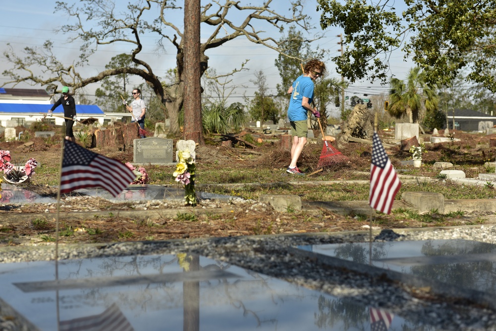 Tyndall and Panama City Beach volunteer cleanup