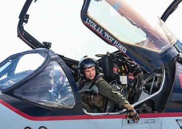 VMAQ-2 prepares for final flight