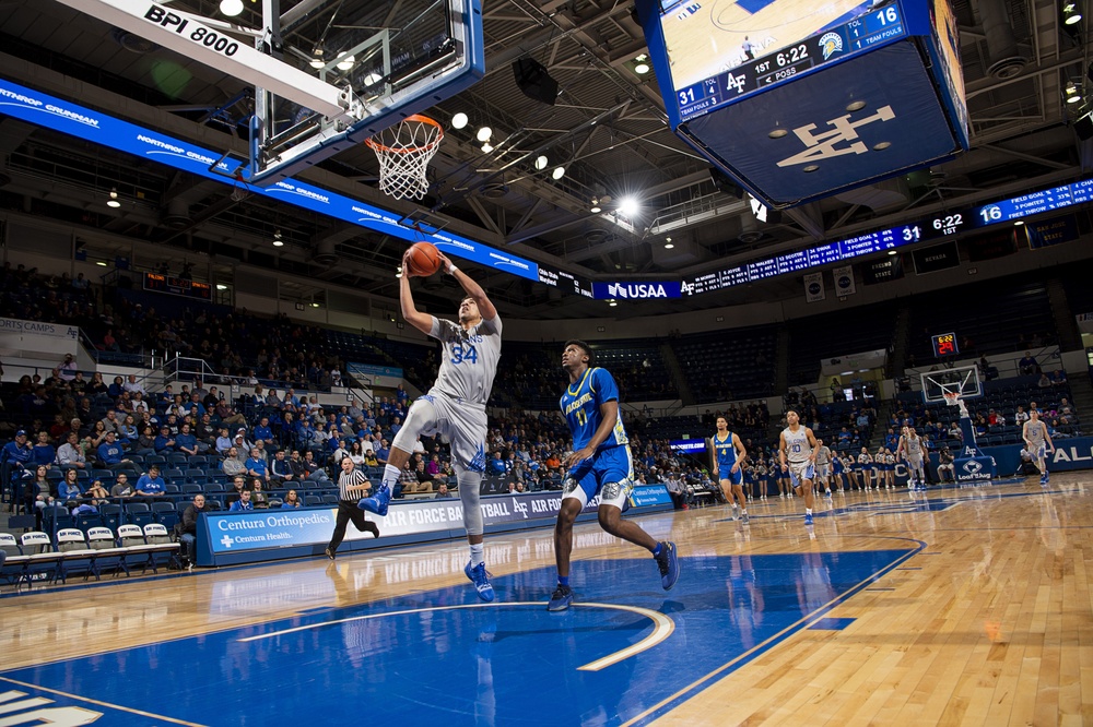 Men's Basketball VS San Jose State University