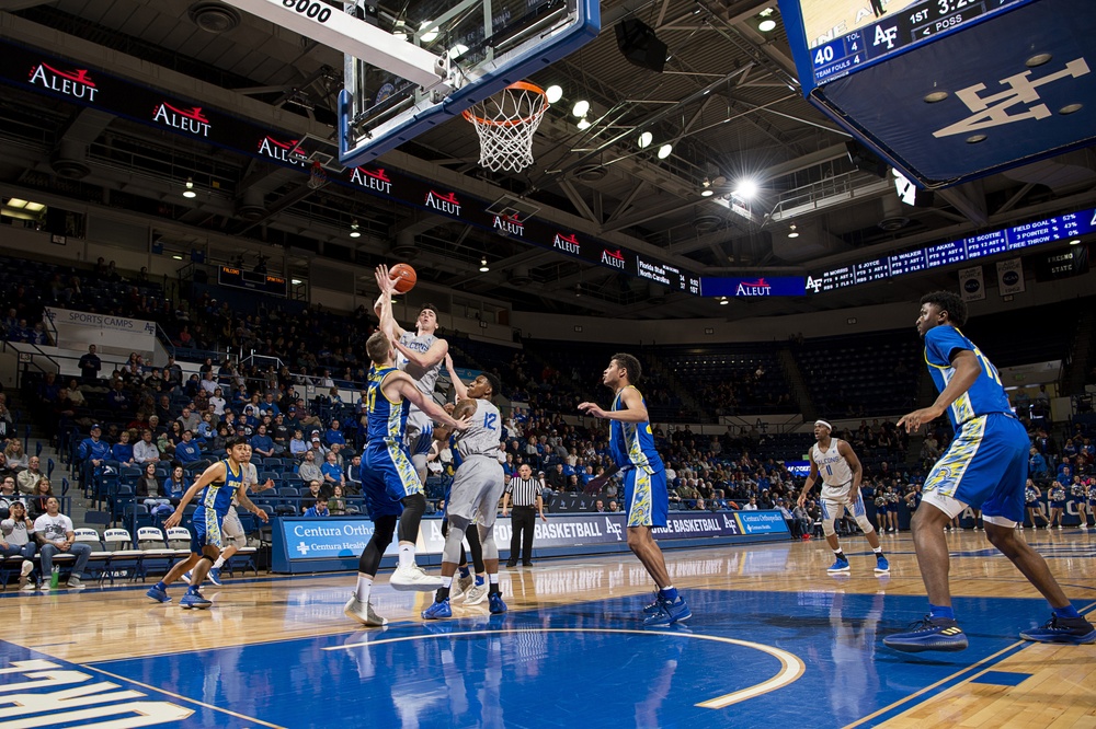 Men's Basketball VS San Jose State University