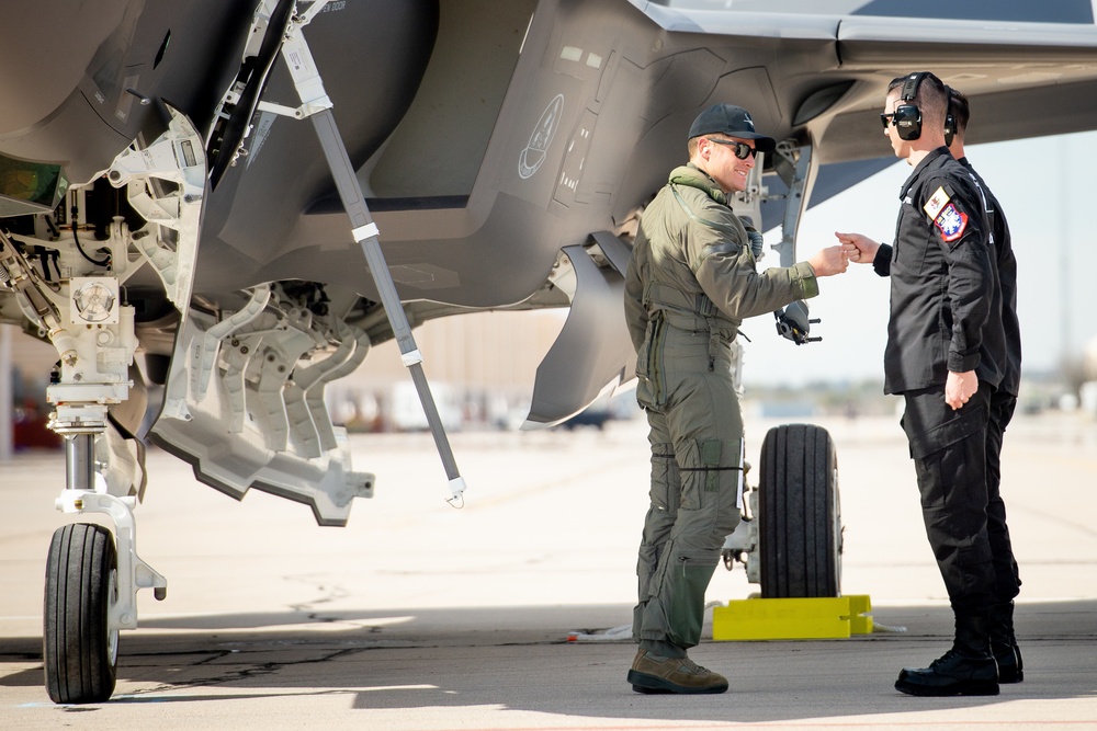 F-35 Demo Team preps for certification