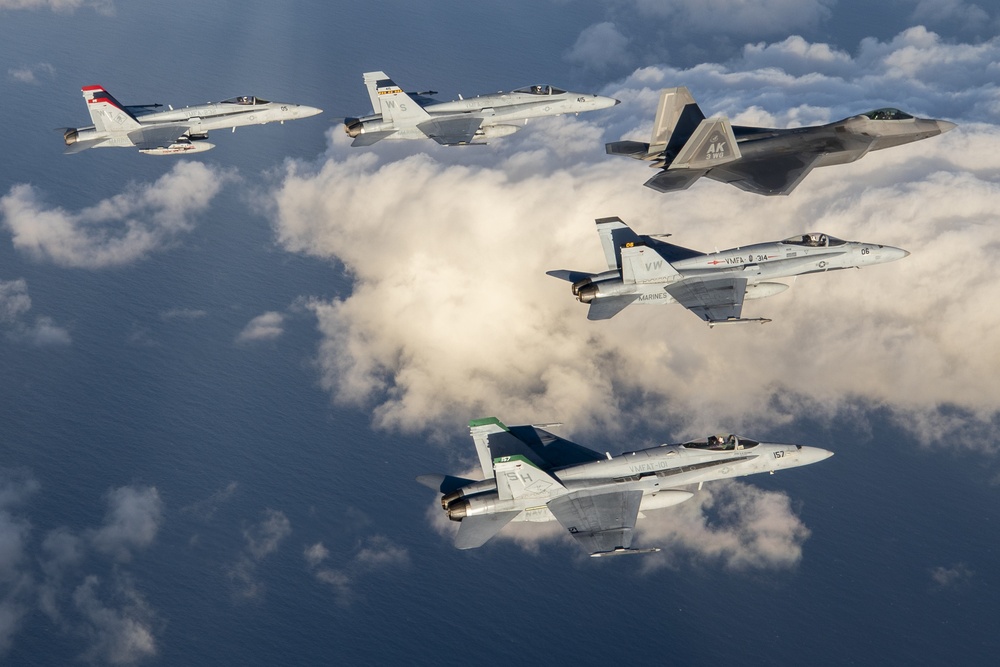 Marine, Air Force fighter jets team up to hone tactics