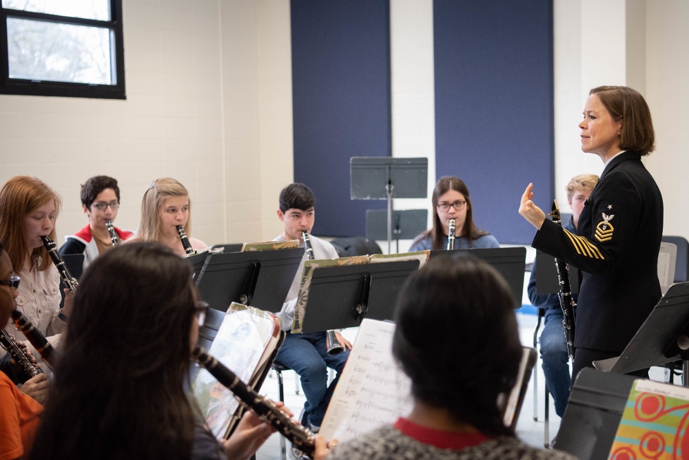 Navy Band visits Monroe