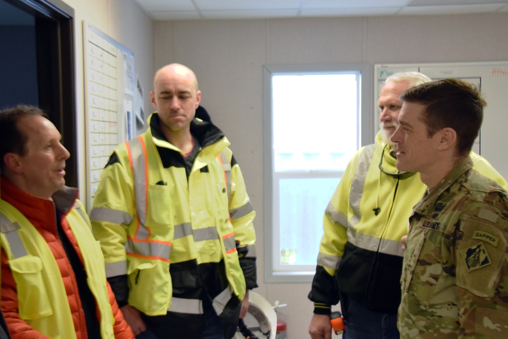 Buffalo District Commander meets with Canandaigua VA leadership and USACE employees