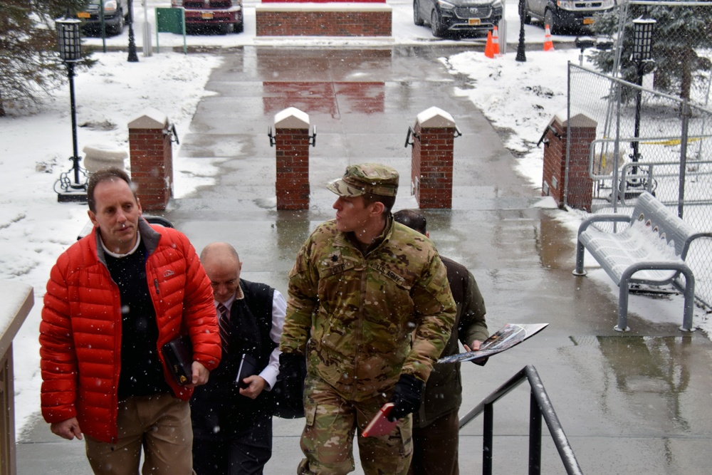 Buffalo District Commander meets with Canandaigua VA leadership and USACE employees
