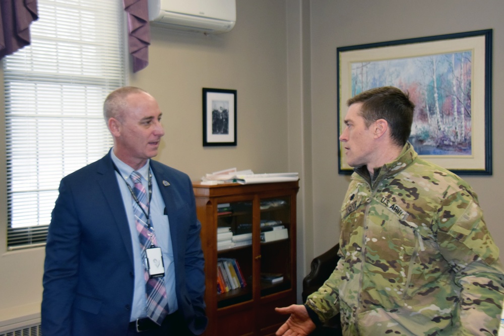 Buffalo District Commander meets with Canandaigua VA leadership and USACE employees