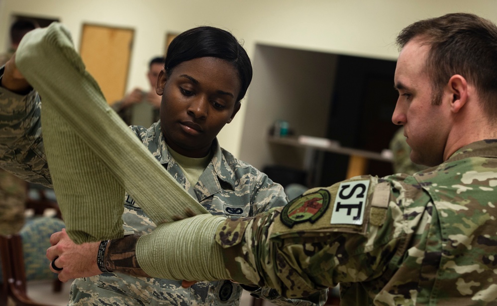 Defenders perform lifesaving training