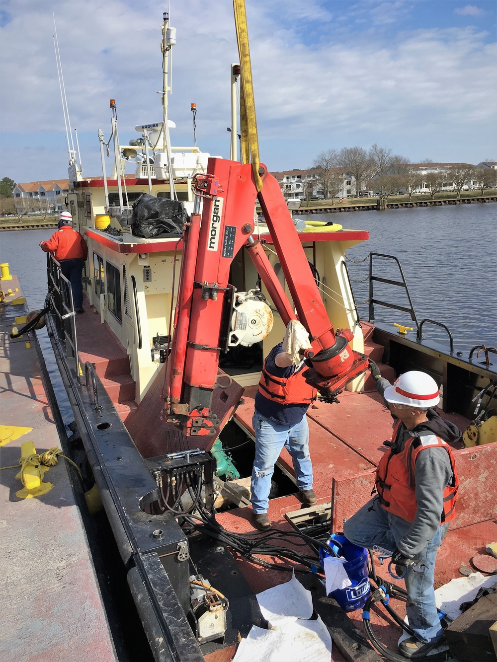 USACE Norfolk's Harrell undergoes crane replacement