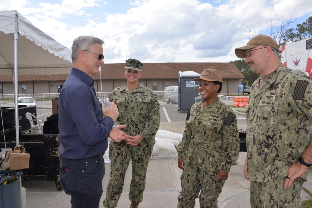 Lt. Dan Band performs for troops at NAS Jacksonville