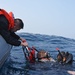 USS Blue Ridge conducts Search and Rescue swimmer training