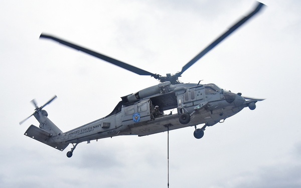USS Blue Ridge Sailors participate in VERTREP