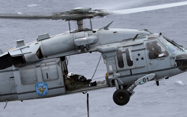 USS Blue Ridge Sailors participate in VERTREP