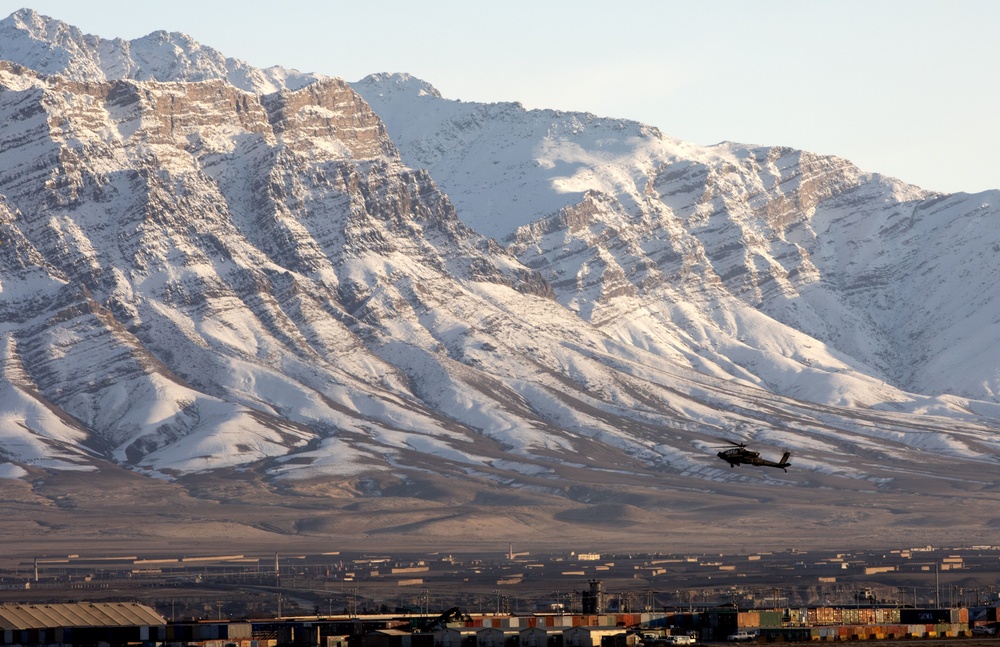 AH-64 Apache flies near Bagram Airfield, Afghanistan