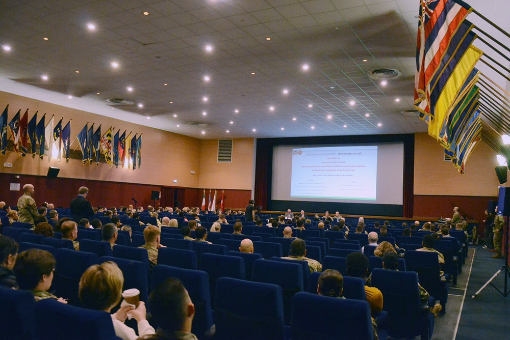 Soldiers and families discuss housing issues at USAG Italy town hall