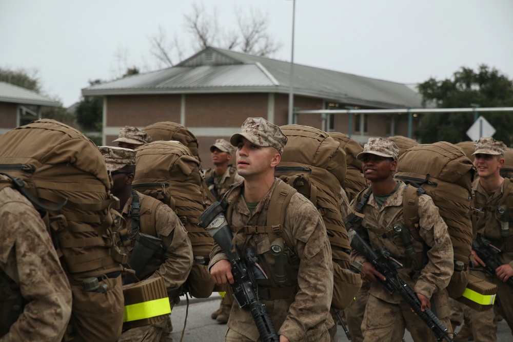 Cancer survivor becomes United States Marine