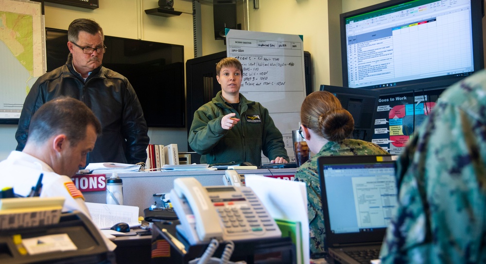 NAS Whidbey Island Conducts Final Evaluation Problem Assessment