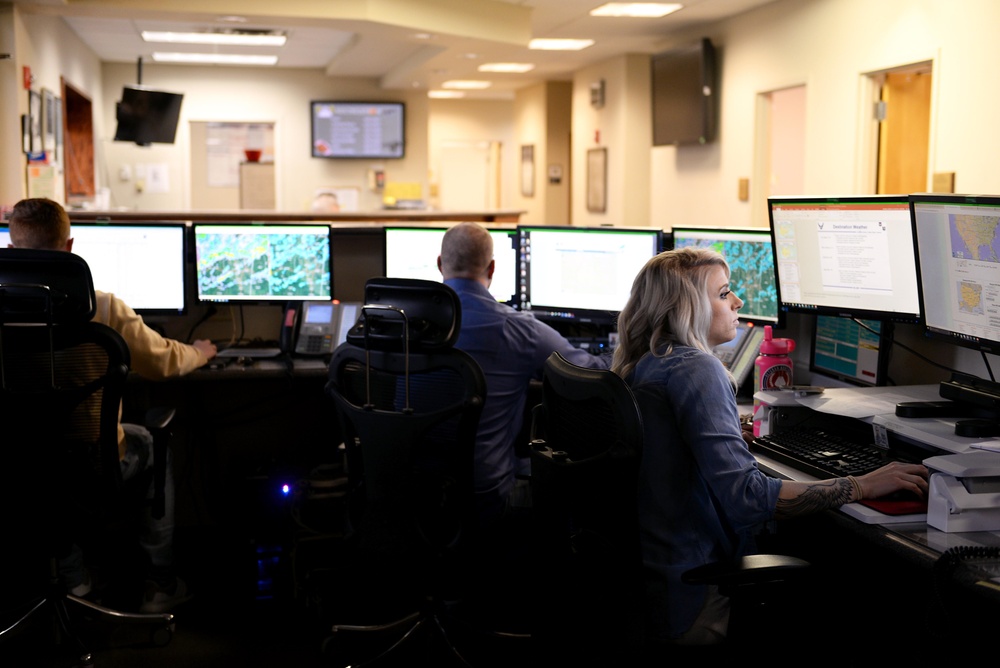 Day or night: Weather flight keeps Airmen safe