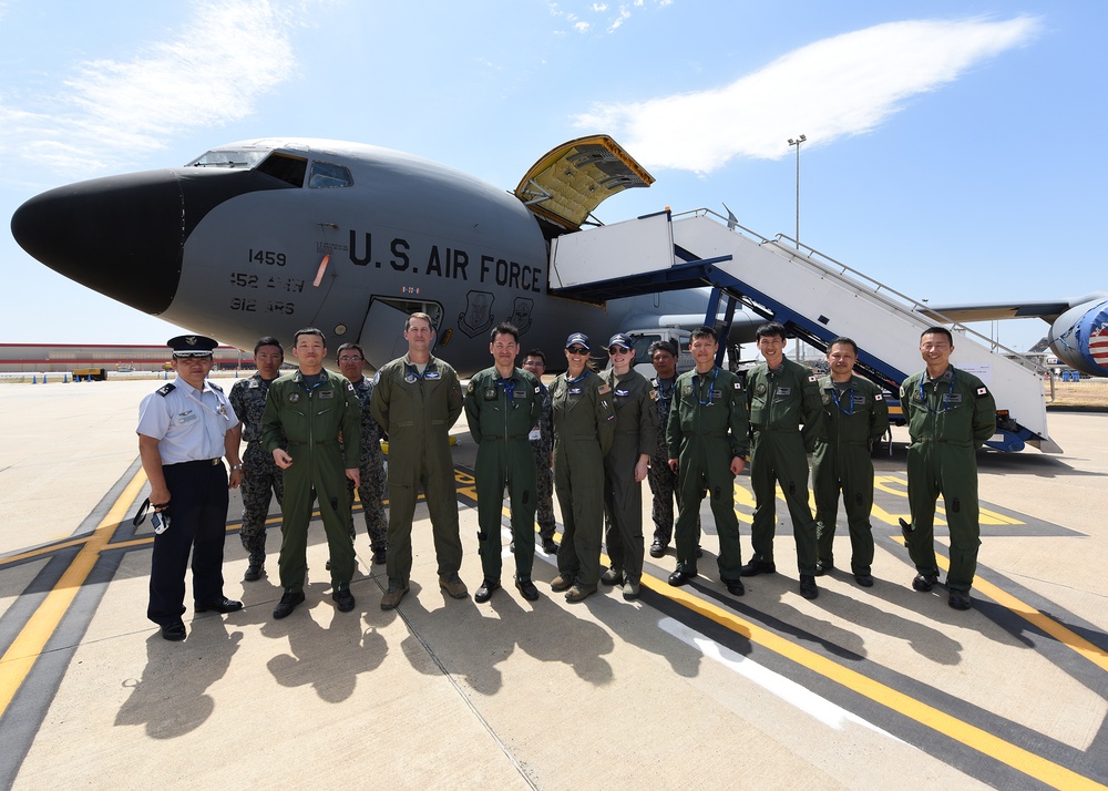 U.S., Japan exchange aircraft tours