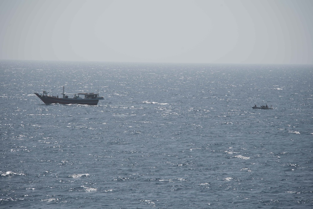 Chung-Hoon, HSM 37 conduct VBSS ops