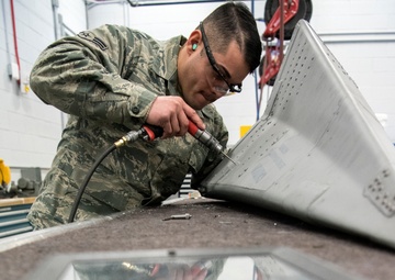 Structural maintenance career training sharpens Airman’s skills in, out of the military