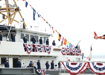 190302-G-G0211-1002 - CGC Robert Ward commissioning ceremony