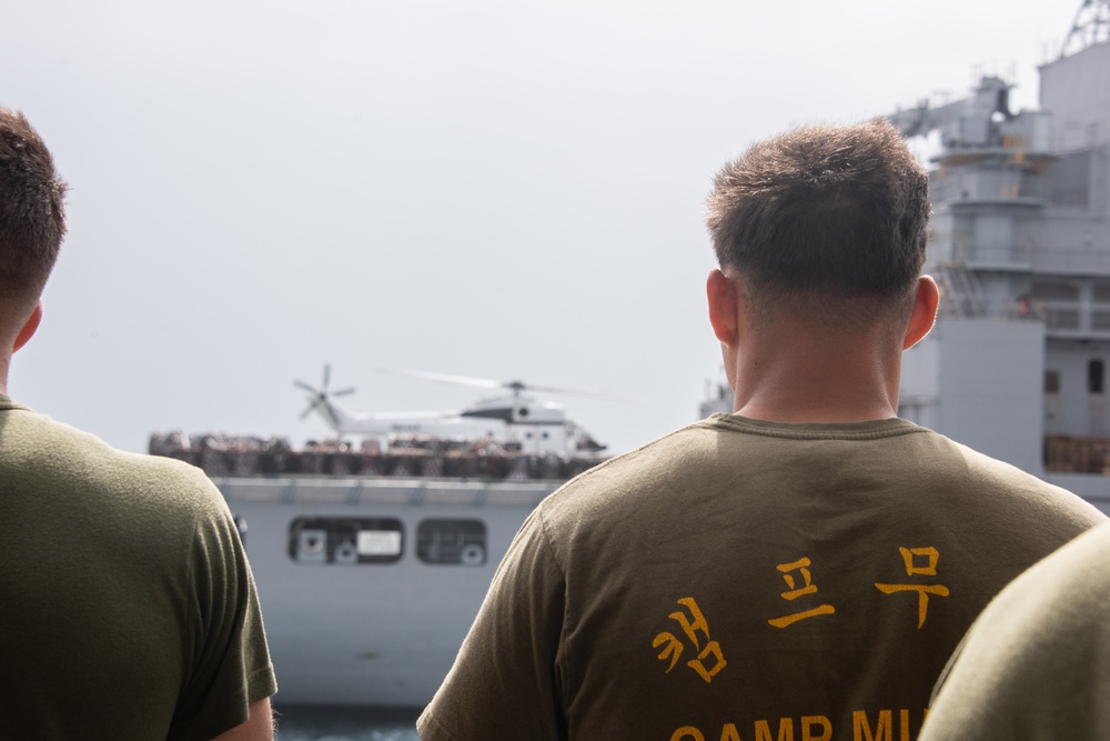 Vertical replenishment-at-sea