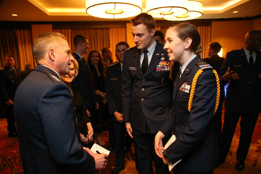 CSAF meets with auxiliary airmen during Spaatz Association event