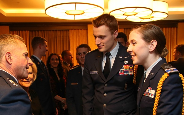 CSAF meets with auxiliary airmen during Spaatz Association event