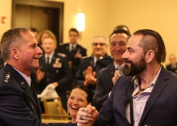 Gen. Goldfein reunites with pararescueman before Spaatz Association keynote
