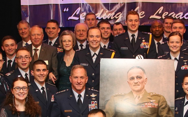 CSAF meets with auxiliary airmen during Spaatz Association event