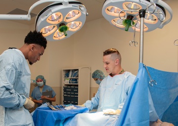 USAA, Dejounte Murray Tour the METC