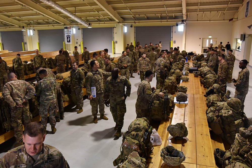 Paratroopers stage gear