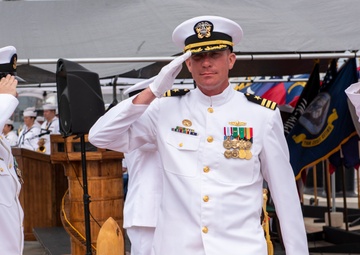 USS Michael Murphy Holds 5th Change of Command