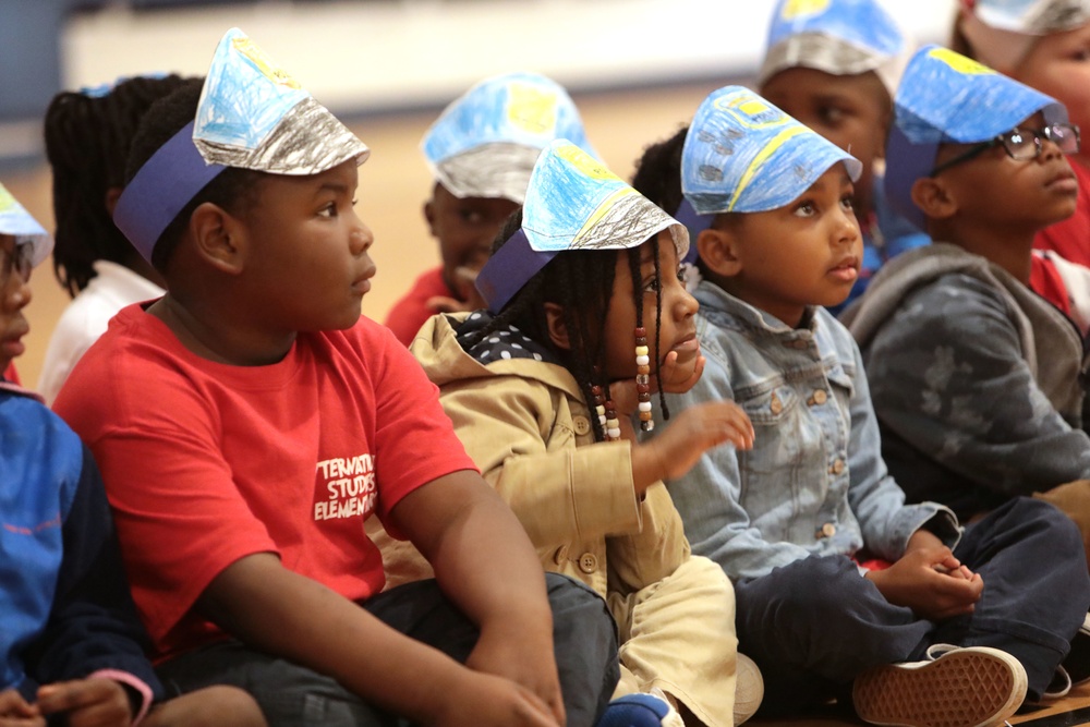 Marine Corps Logistics Base Police &amp; Fire visit school