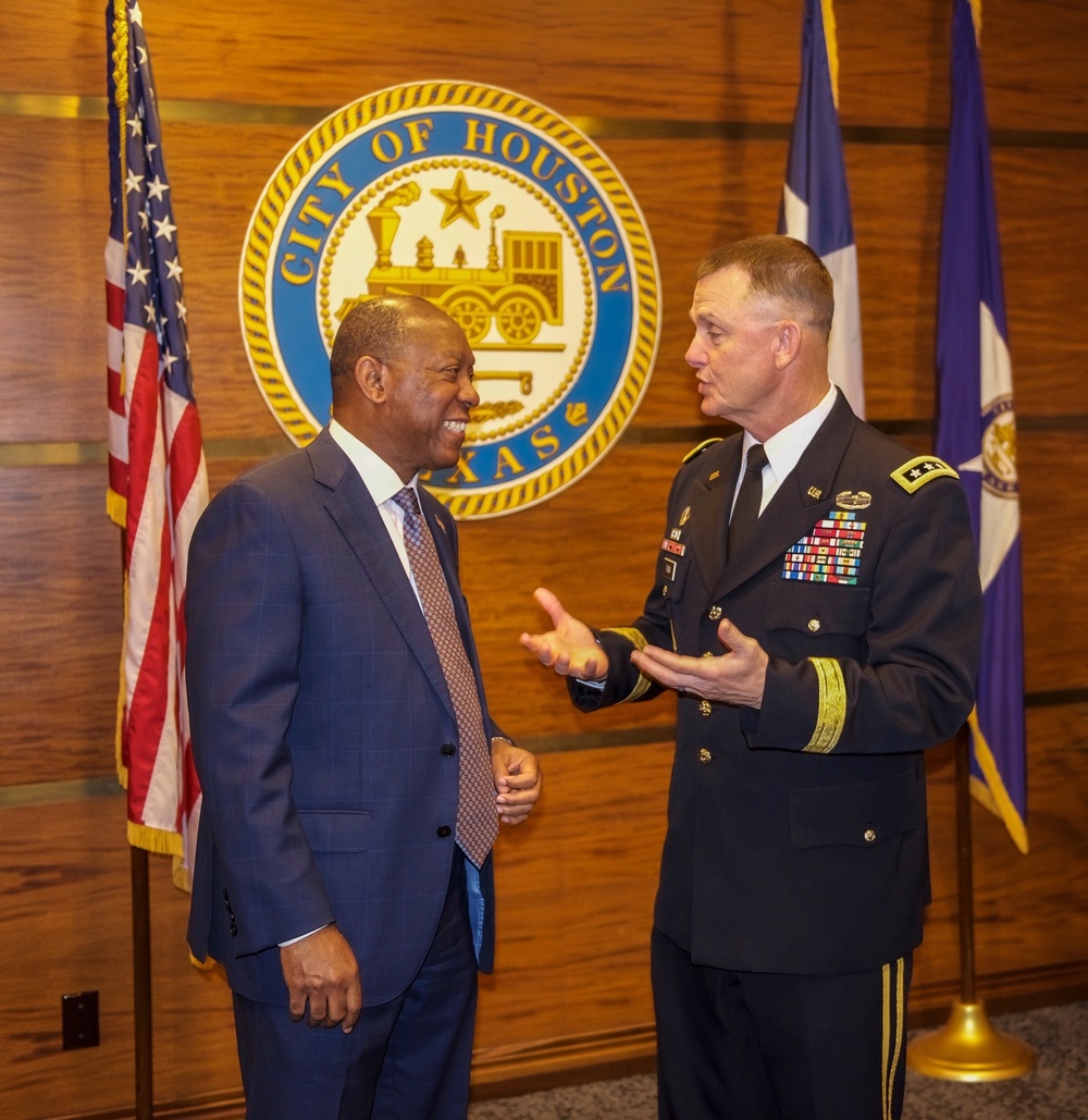 III Corps strengthens community ties in Houston