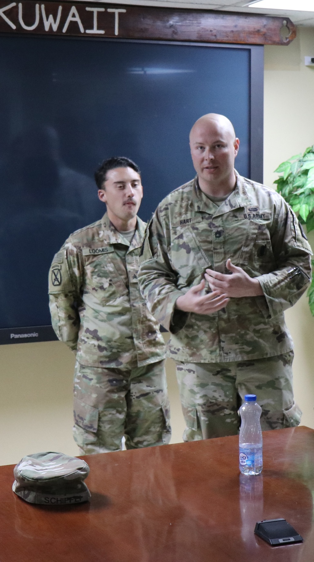 335th Signal Command (T) (P) promotes Soldier to Sergeant